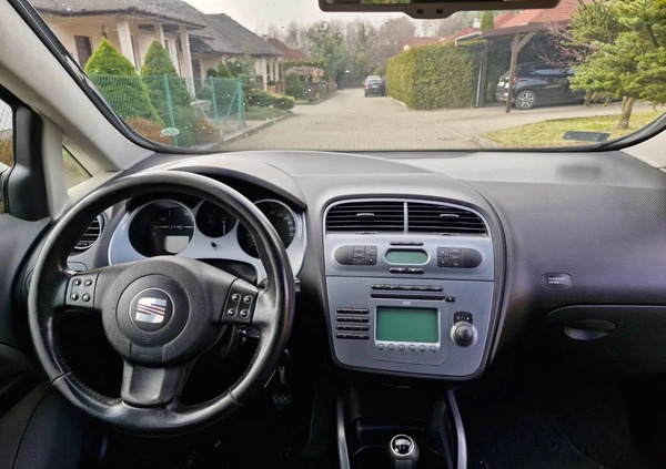 Seat Altea XL cena 14500 przebieg: 297000, rok produkcji 2009 z Szydłowiec małe 211